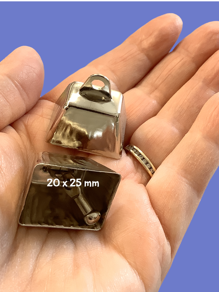 Chirp N Dales Nickel Plated Non Toxic Round Eye Cow  Bell