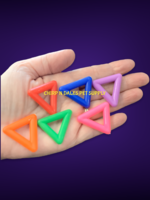 Chirp N Dales Plastic Triangles 1''