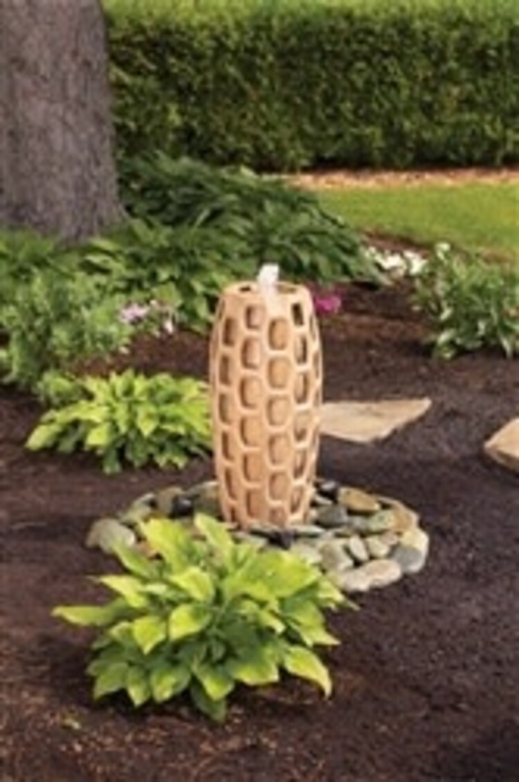 Laguna Laguna Elegant Fountain Ornament - Honey Comb