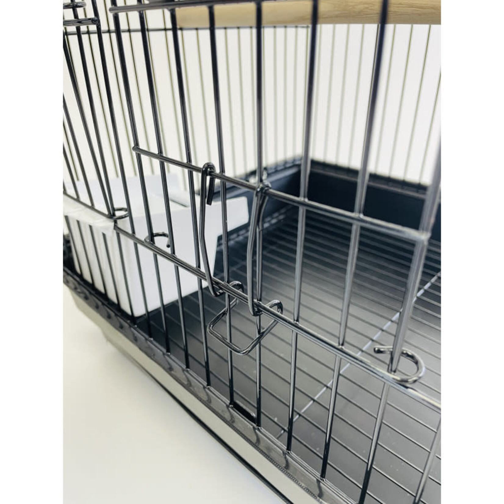 GP  VICTORIAN STYLE  CAGE (1703) Black