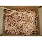 Zoo-Max ZOO MAX BOX OF LEATHER SCRAPS 2.5Kg 803