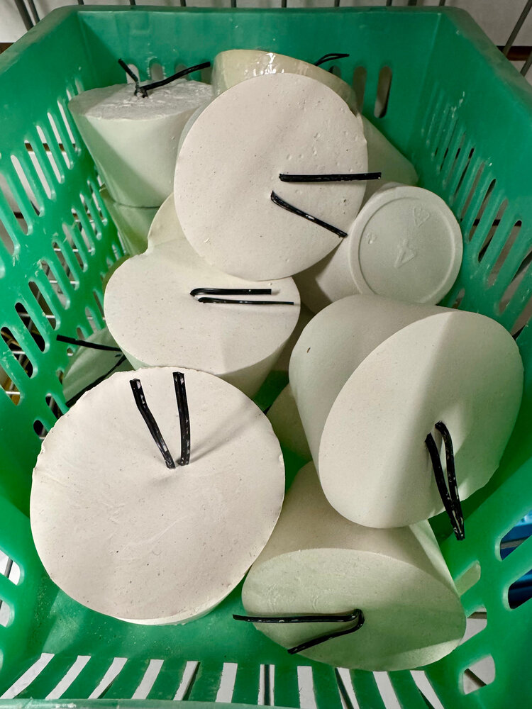 Broody Bird Broody Bird Calcium Block Large