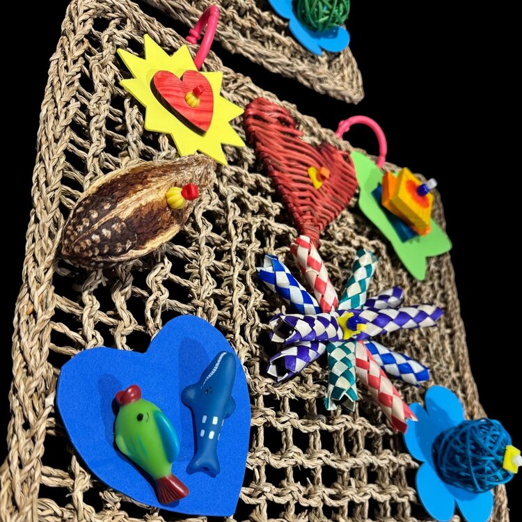 Bonkers BONKERS VALENTINE'S ACTIVITY MAT 14"X14" CANADIAN MADE BIRD TOY