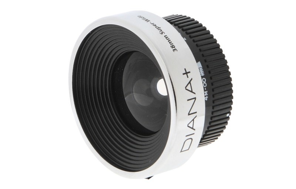 Diana+ Super Wide Angle Lens