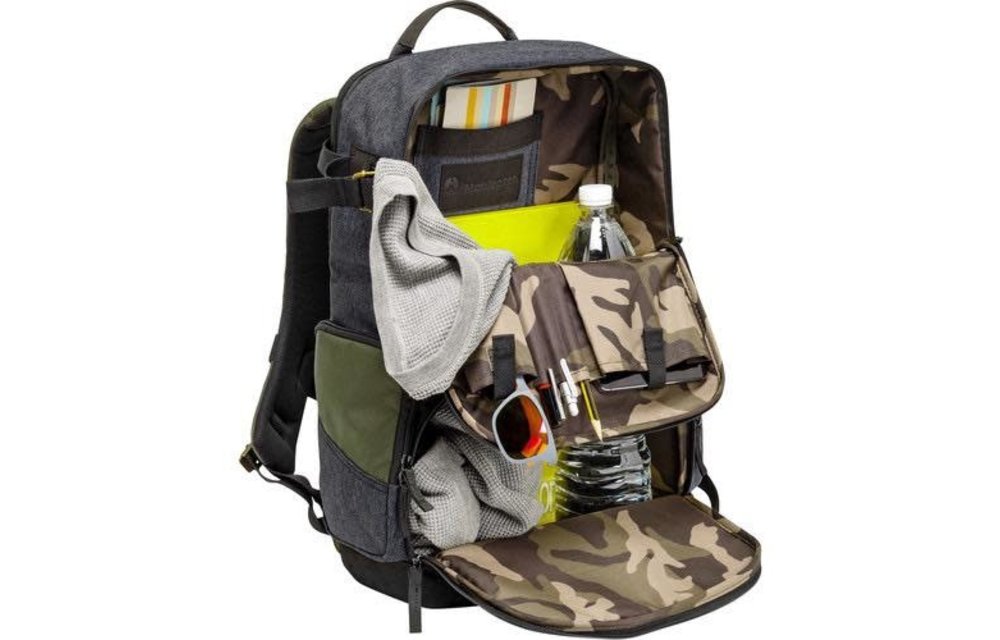 *Manfrotto Street Medium Backpack for DSLR/CSC and laptop