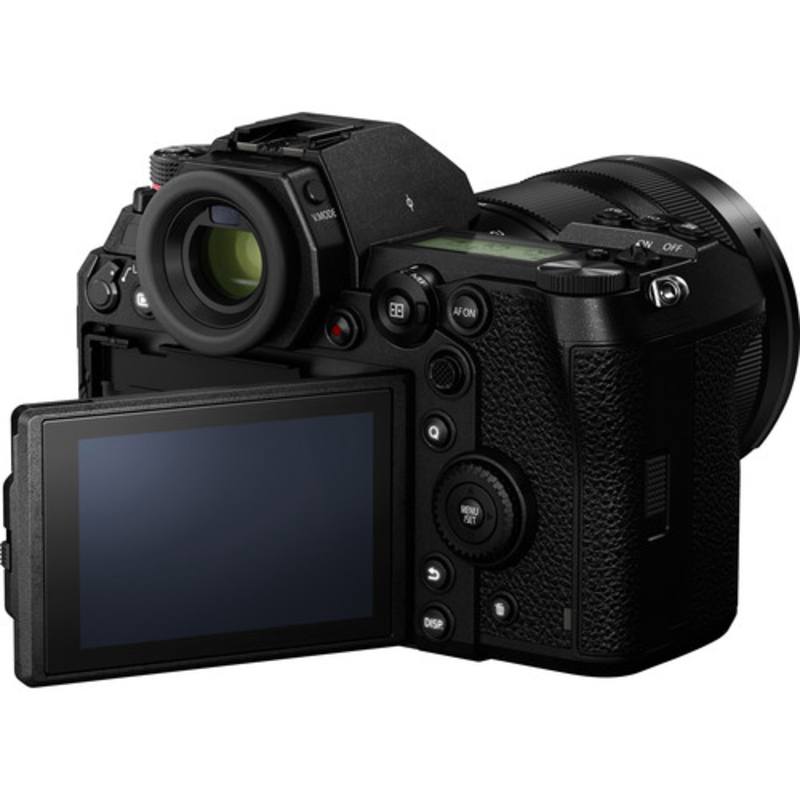 Panasonic Panasonic LUMIX S1 Kit, Digital Mirrorless Camera with 24.2MP MOS Full Frame, 24-105mm F4 L-Mount Lens