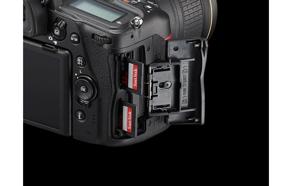 Nikon D780 FX-format Digital SLR Camera BODY ONLY