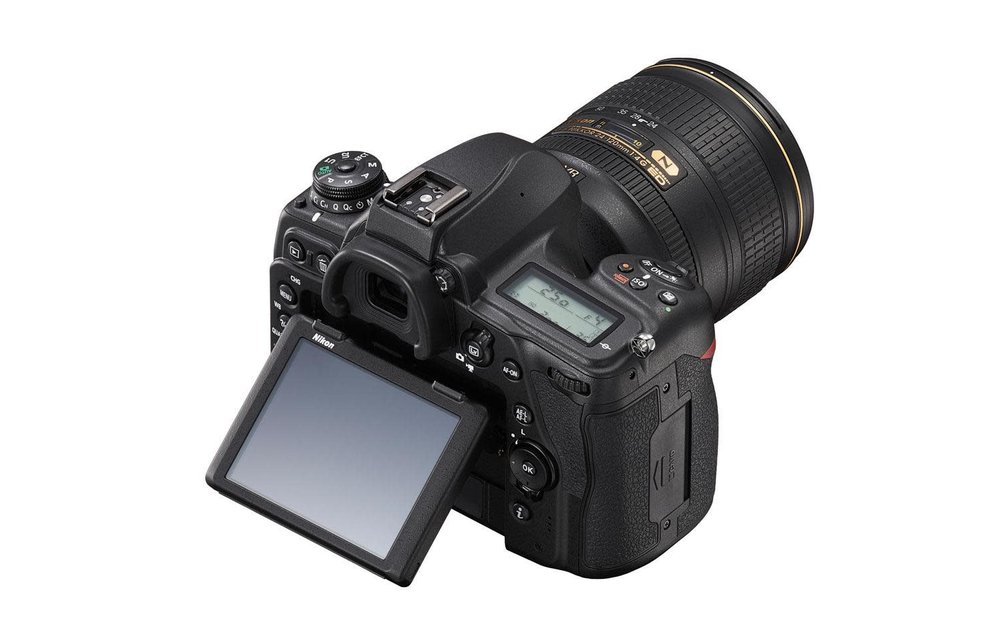 Nikon D780 FX-format Digital SLR Camera w/ AF-S NIKKOR 24-120mm f/4G ED VR