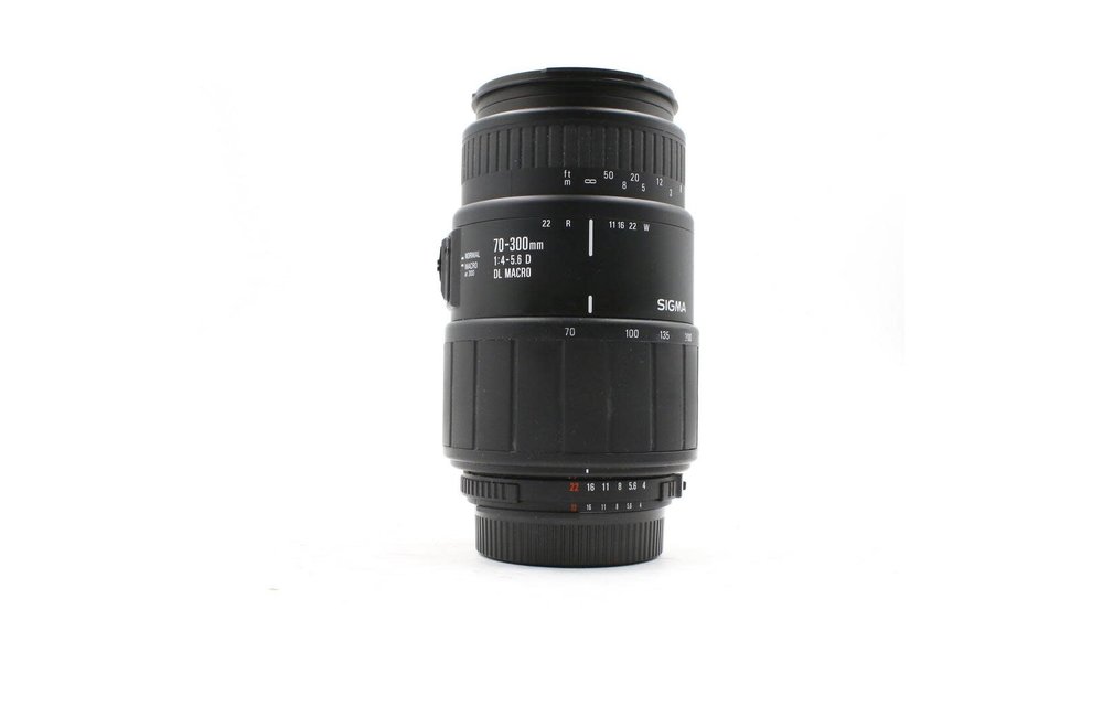 Preowned Sigma 70-300 AF zoom for Nikon VG