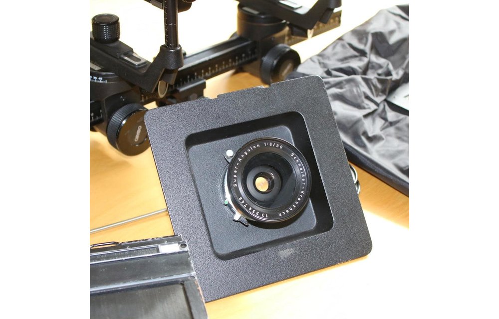 Preowned Cambo 4X5 with 2 lenses and more…AS IS