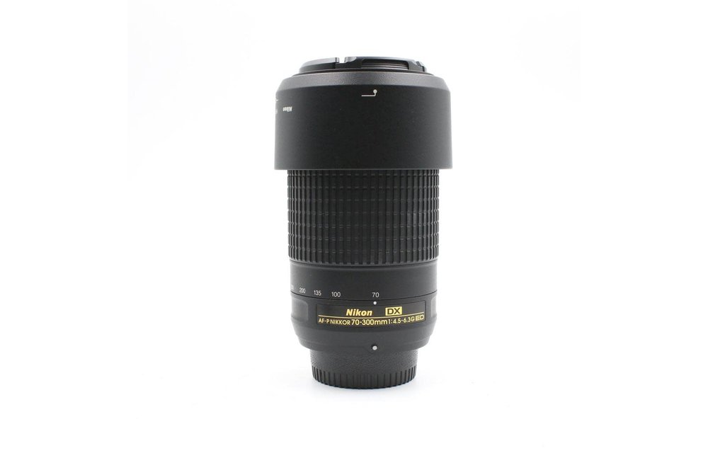 Preowned Nikon 70-300 DX zoom w hood EX