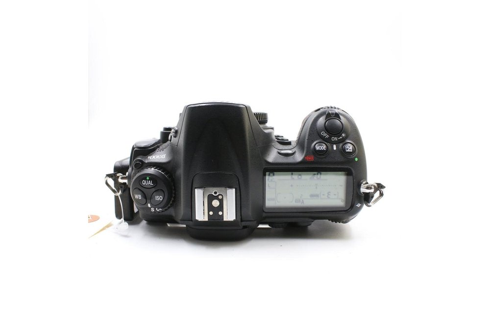 Preowned Nikon D300S Body, shutter 23957 w L bracket