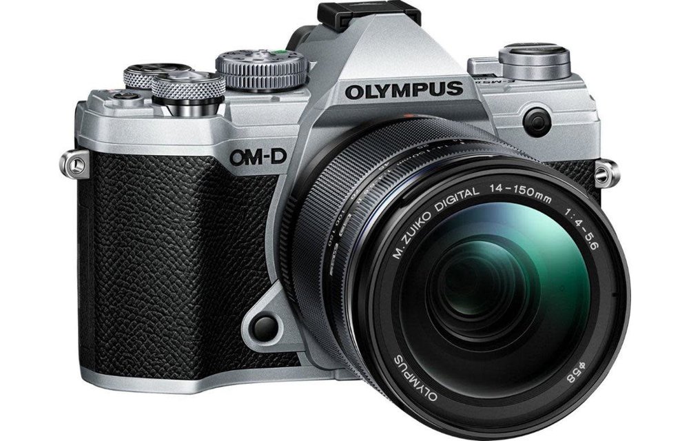 Olympus OM-D E-M5 Mark III Silver Body with M.Zuiko Digital ED 14-150mm F4.0-5.6 II Black Lens Kit