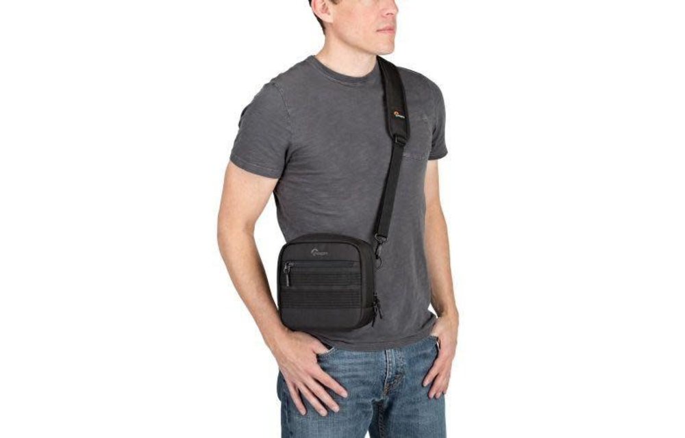 Lowepro ProTactic Utility Bag 100 AW (Black)