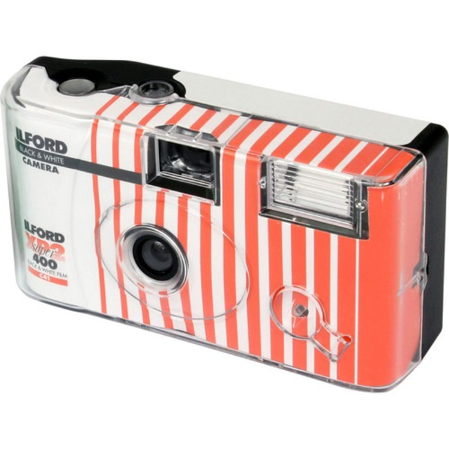 Kodak Tri-X 400 B&W Single-Use Flash Camera (27 Exposures)