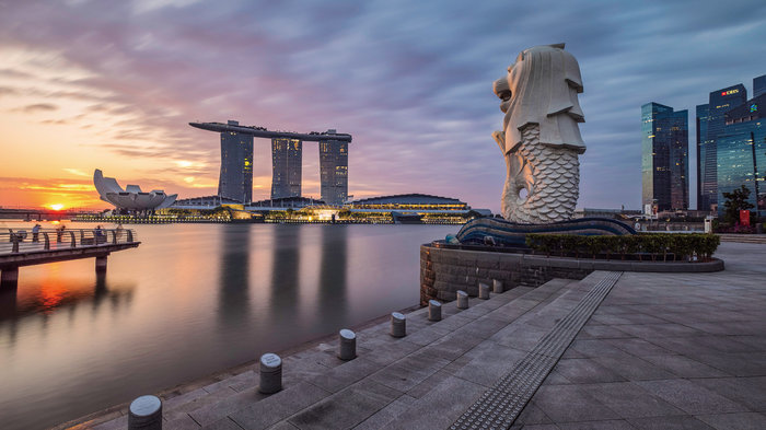 What is a circular polarizing filter (CPL)?