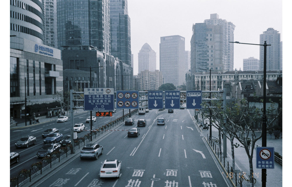 Lomography Lomochrome Metropolis Color Film 35mm (ISO 100-400) Single Roll