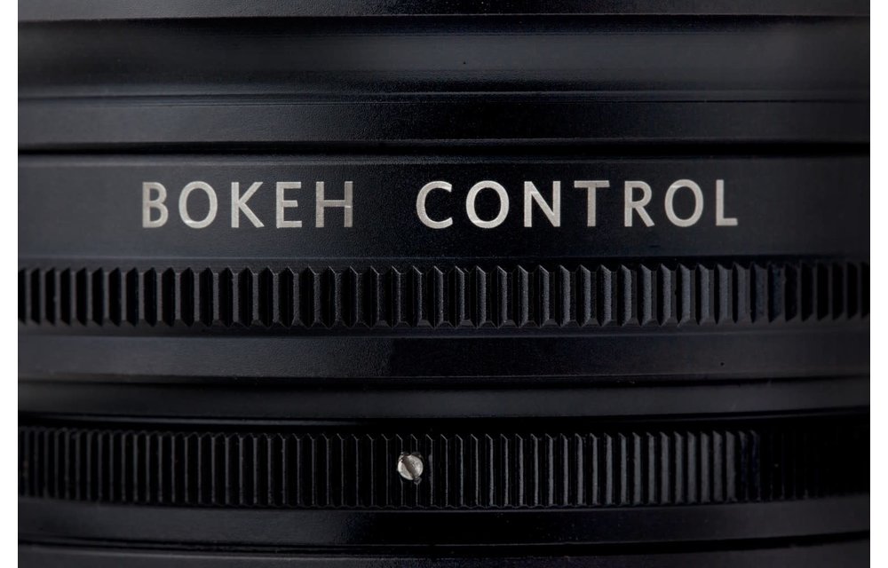 Lomography Petzval 55mm f/1.7 MKII Bokeh Control BLACK ALUMINUM Lens - Sony FE