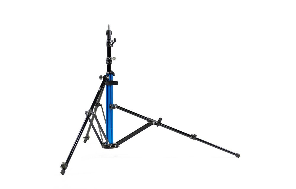 *Savage Multiflex Light Stand - 10ft tall