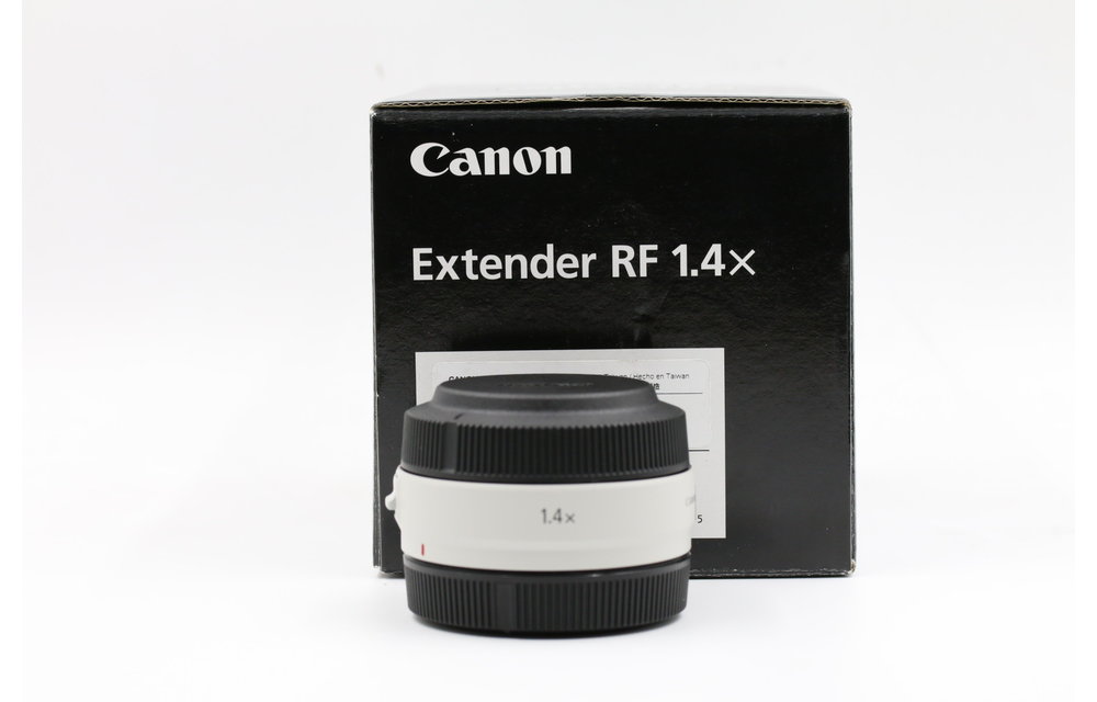 Preowned RF 100-500L IS USM Lens w/ RF 1.4X Extender - Like New *see notes*