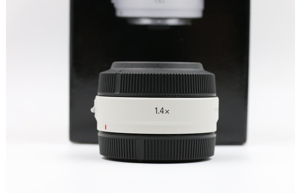 Preowned RF 100-500L IS USM Lens w/ RF 1.4X Extender - Like New *see notes*