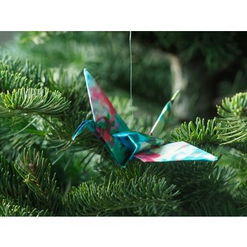 Looking Glass Origami Photo Ornament: Crane