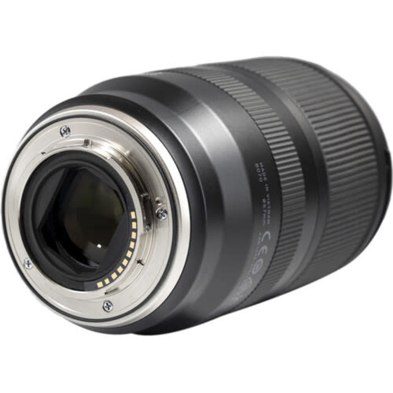 Tamron 17-70mm F2.8 Di III-A VC RXD Lens (for Fujifilm X-Mount