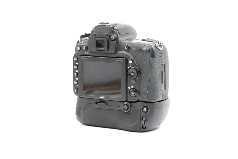 Nikon Preowned Nikon D750 Camera Body w/ Battery Grip - Very Good