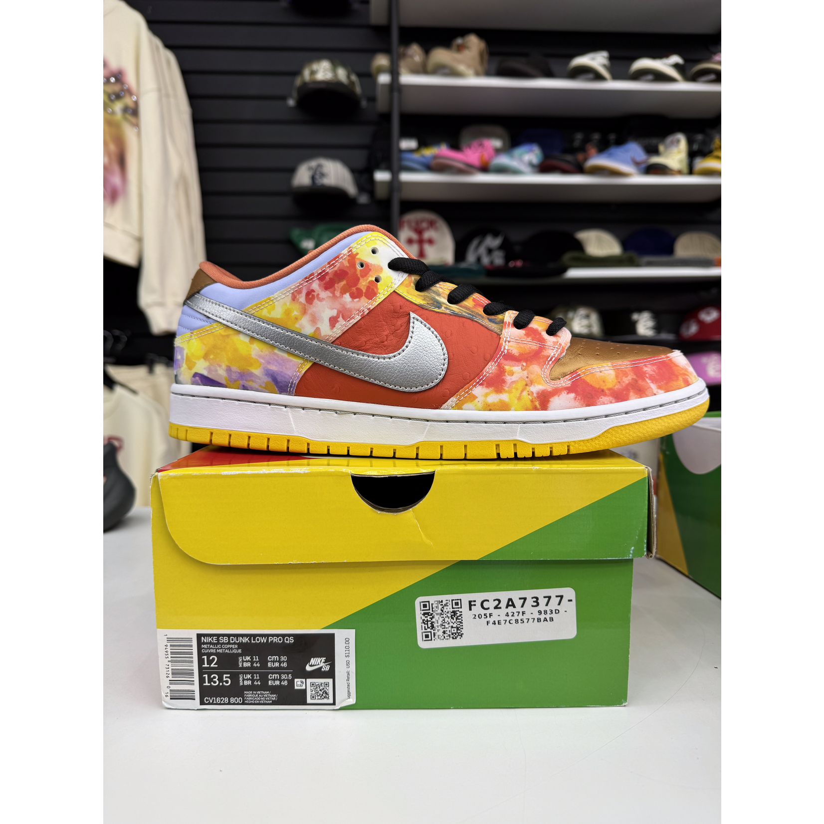 Nike Used Nike Dunk SB Low Streethawker