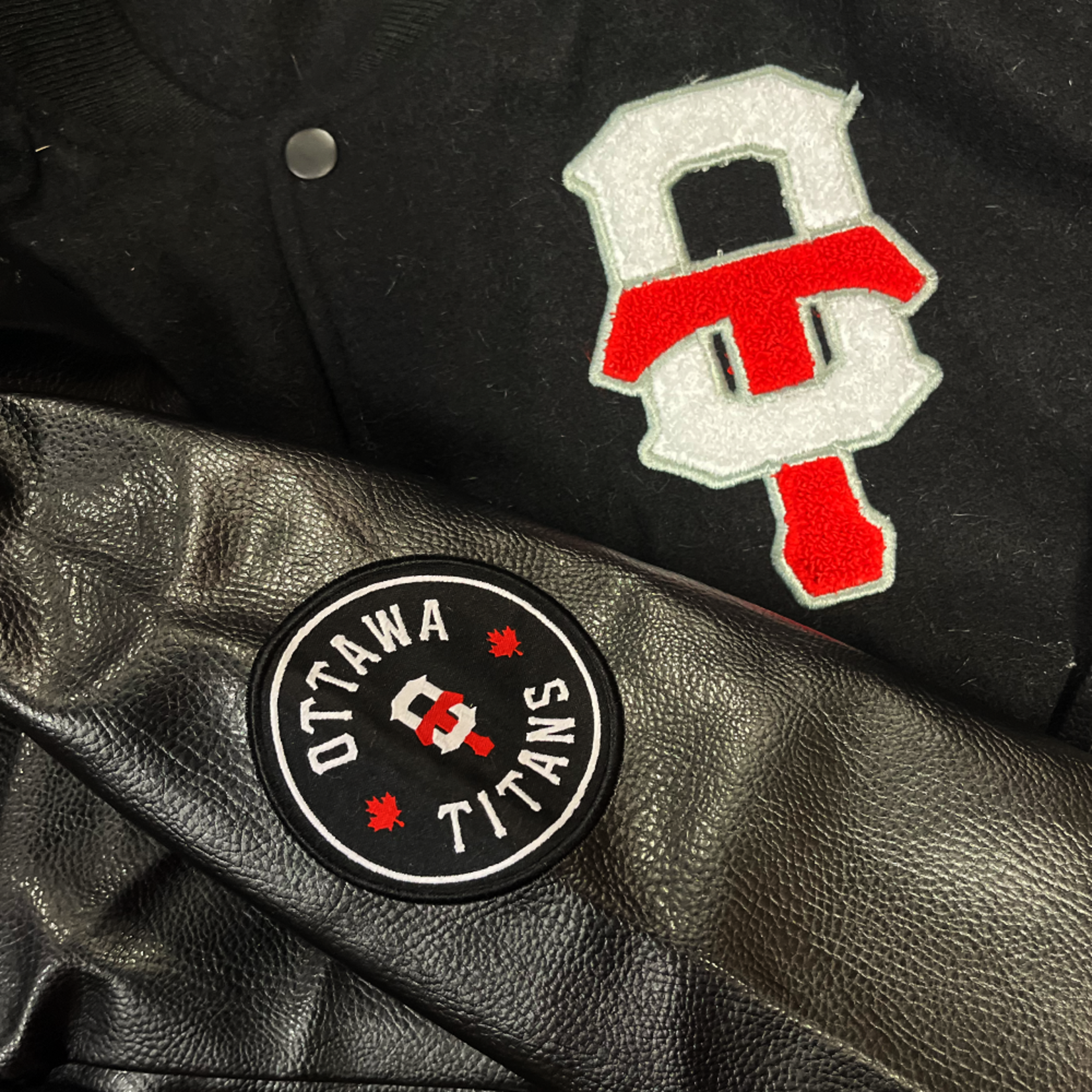 TITANS VINTAGE VARSITY JACKET