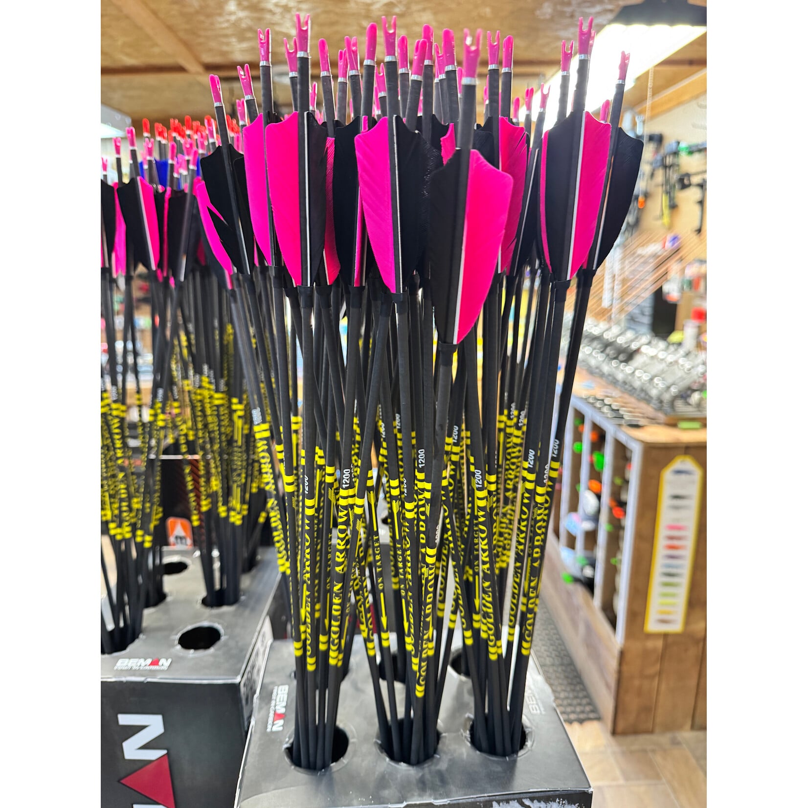 Golden Arrow Golden Arrow Youth  Arrows  1200  spine (31") inc / point
