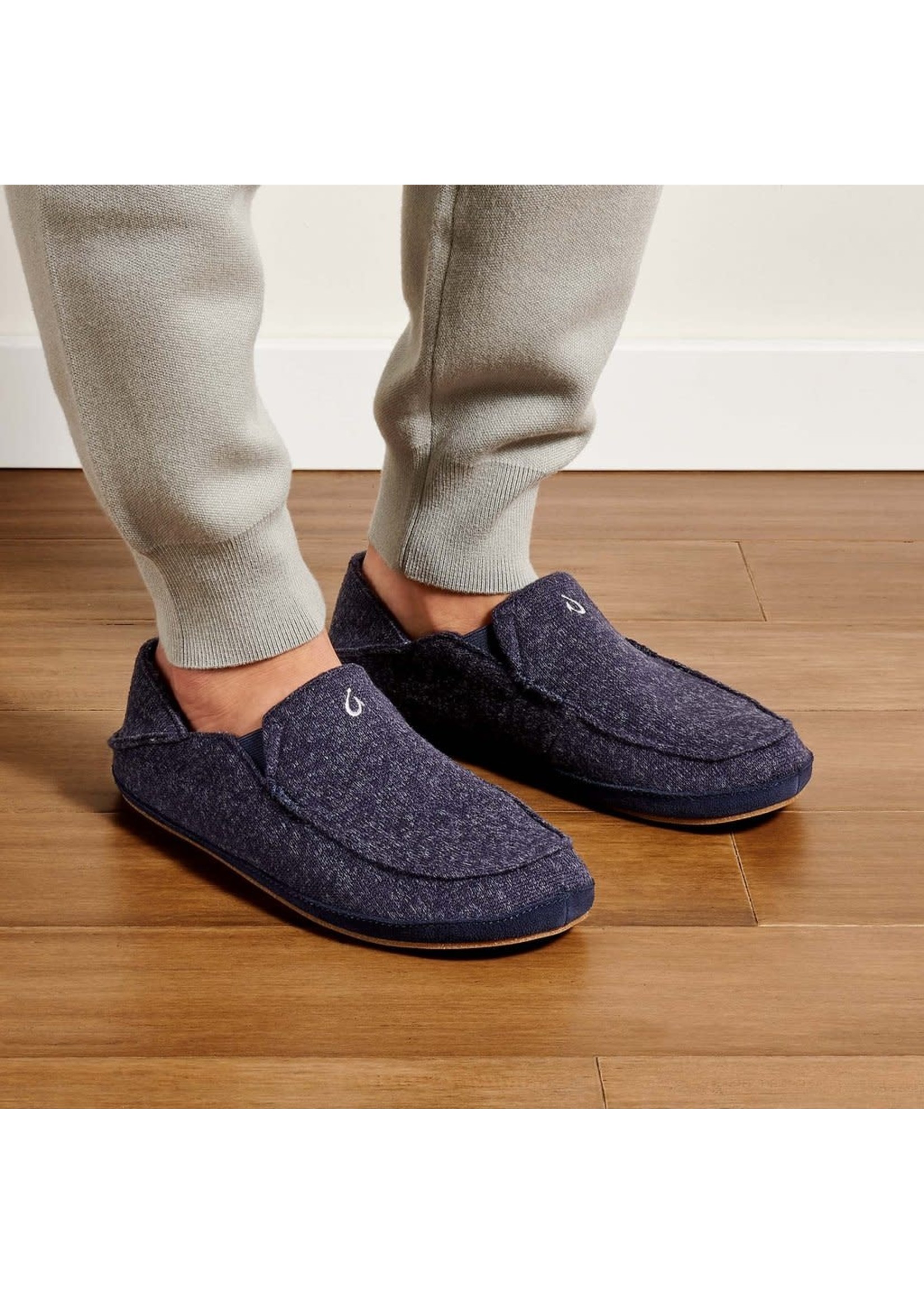 OluKai Moloa Hulu Slippers - Men's