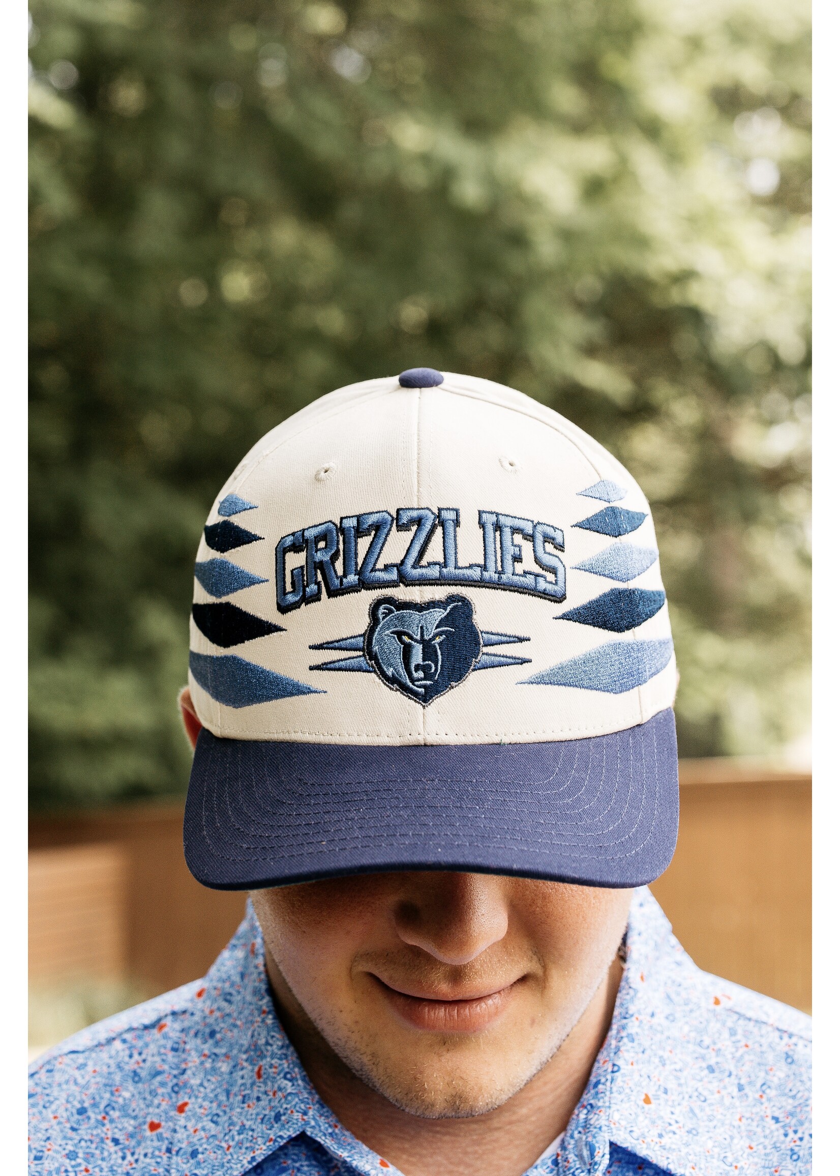 Mitchell & Ness Memphis Grizzlies White Diamond Pro Snapback