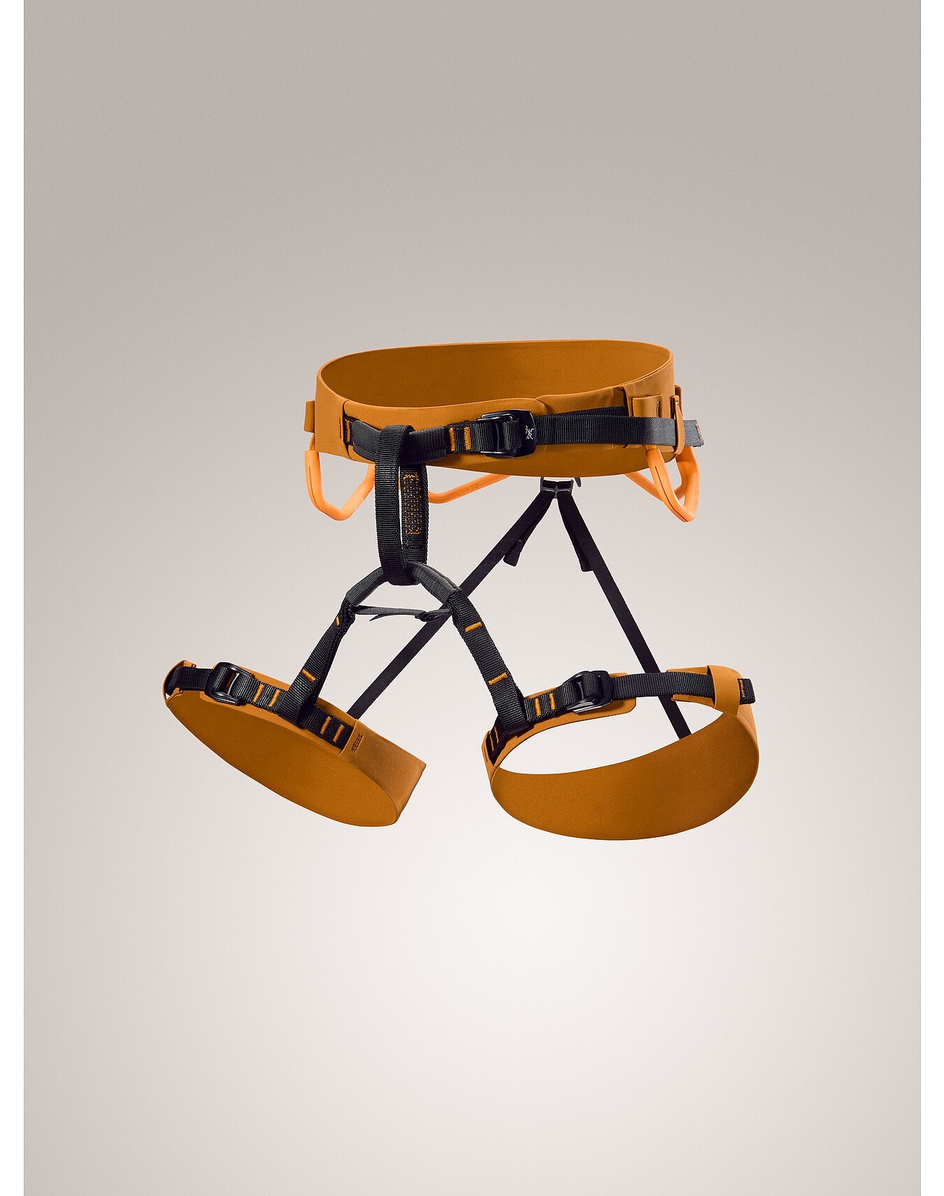 AR-385a Harness - Alaska Mountaineering & Hiking