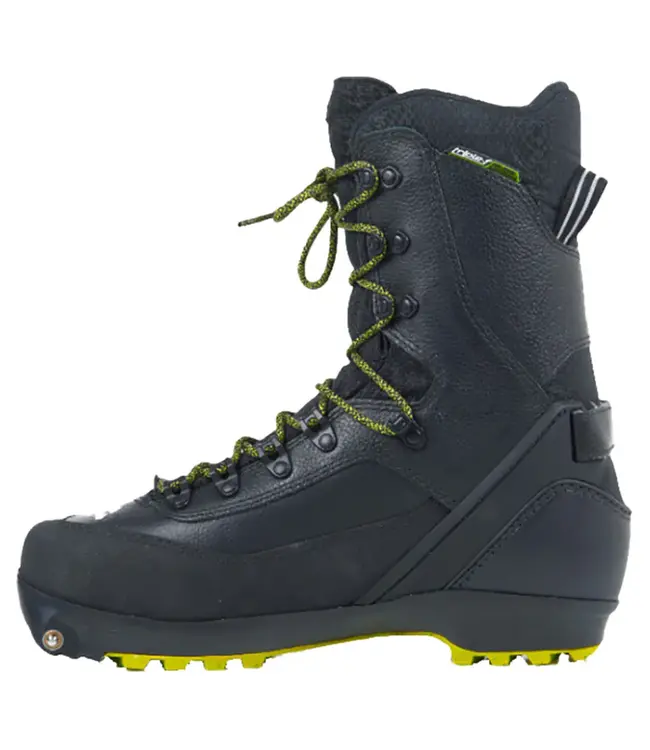 BCX Traverse Waterproof
