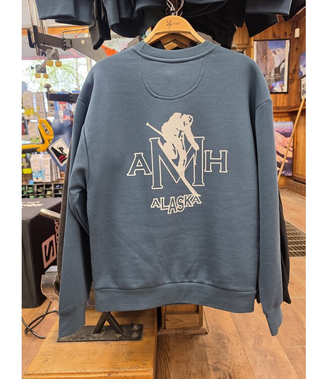 AMH Classic Crew Neck