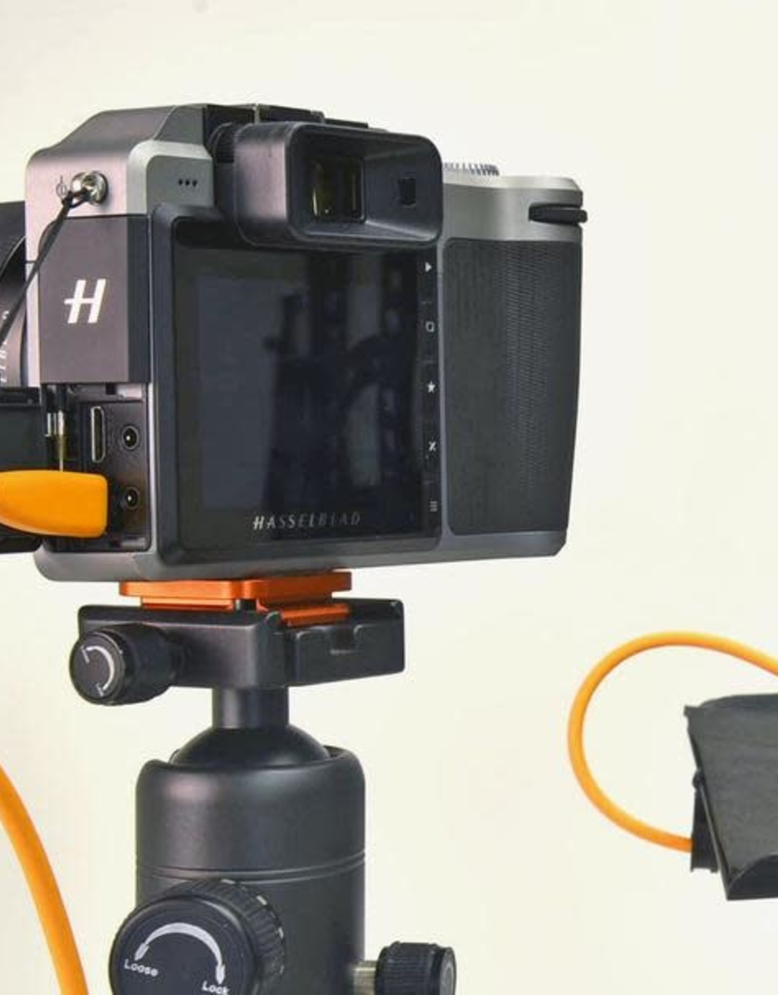 Tether Tools TetherPro USB-C to USB-C, 15' (4.6m), High-Visibility Orange