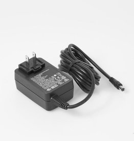 Phase One Power adaptor for Battery Charger with International outlet adaptors (Part of 70526)