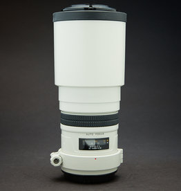 USED Mamiya AF 300mm F4.5 APO with tripod collar, caps and original box.  Condition 9+