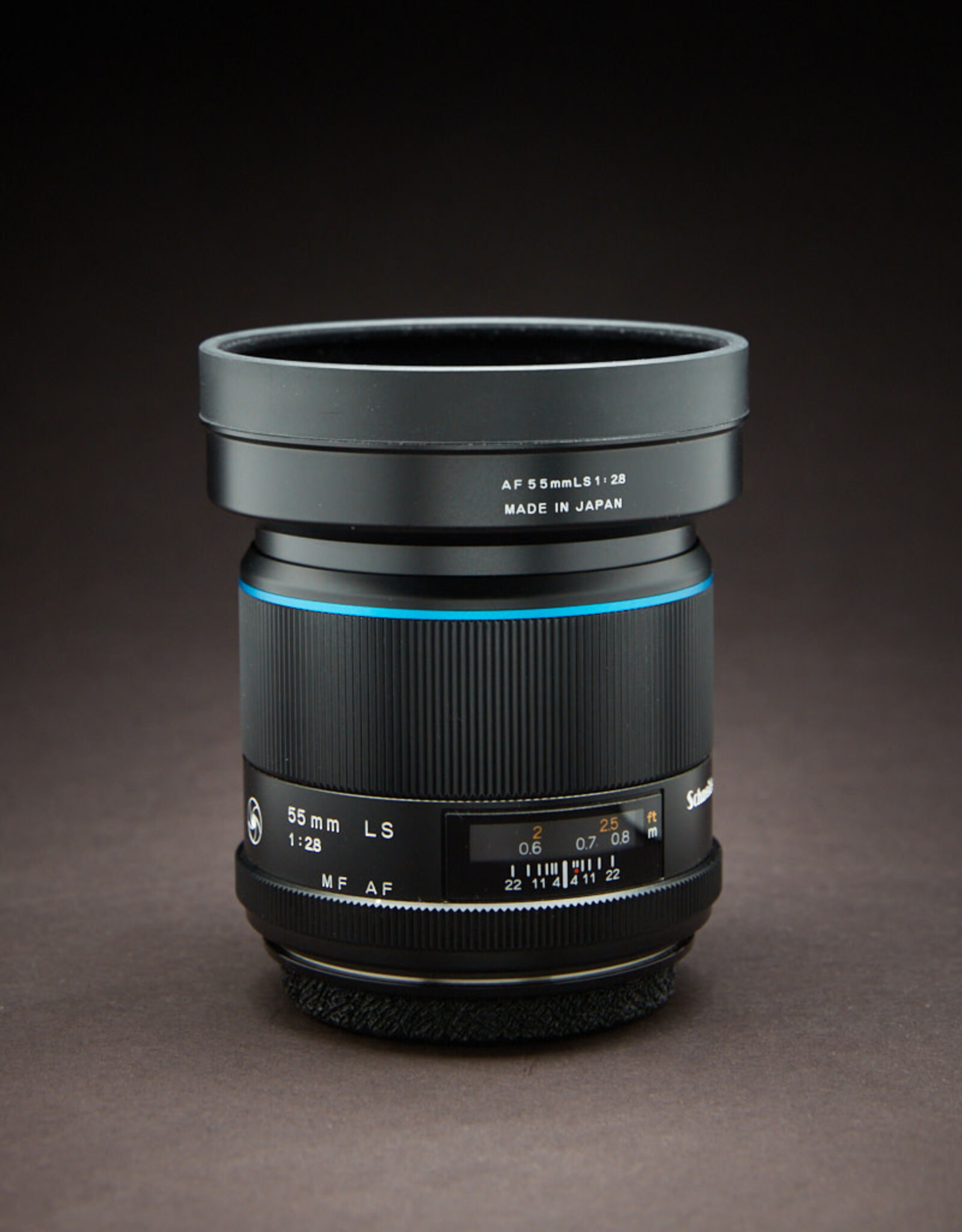 Phase One USED - Phase One Schneider Kreuznach 55mm 2.8 Blue Ring Lens with hood, caps and original box. Condition 9.