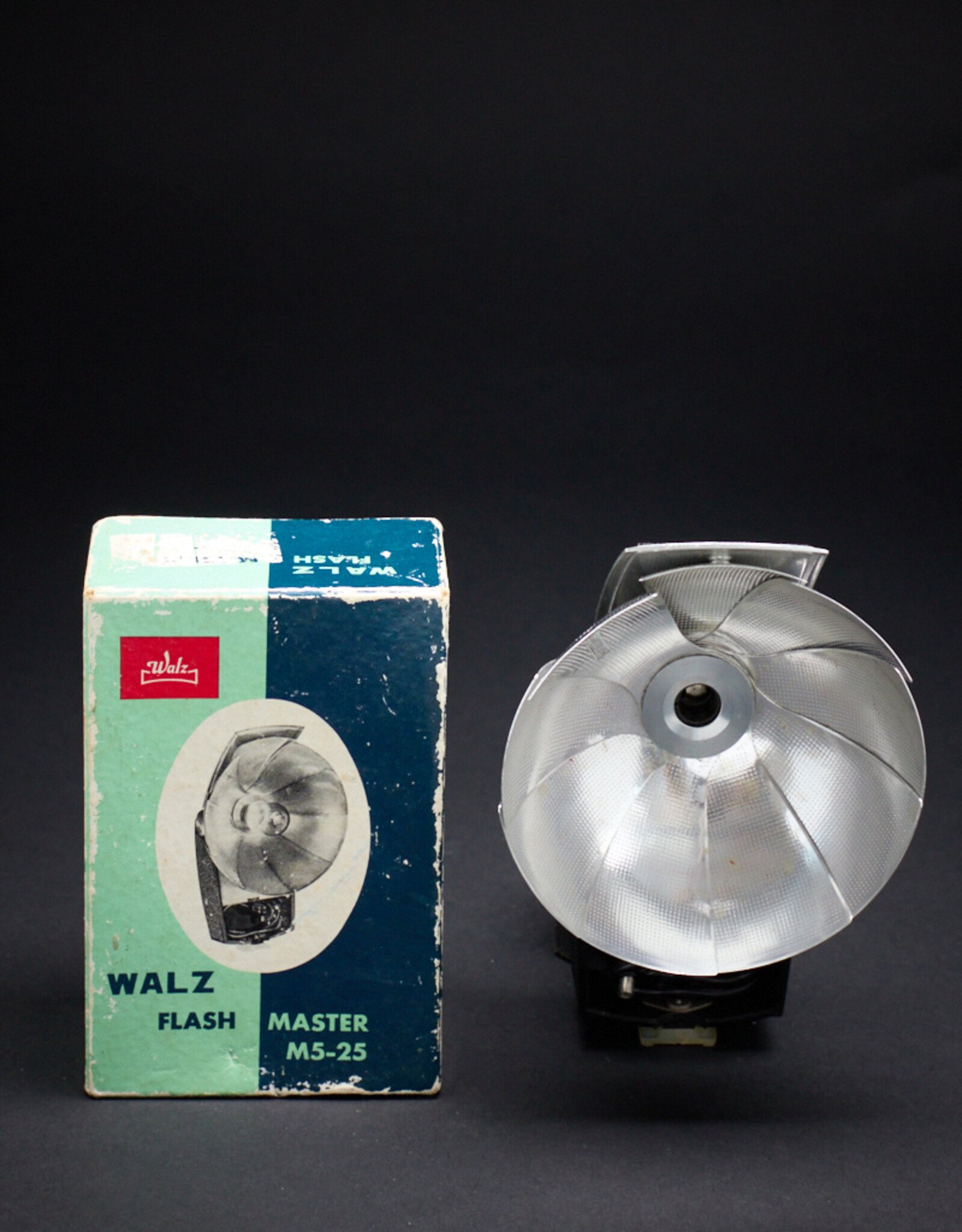 Vintage - Walz Flash Master M5-25 with Original Box   *Untested