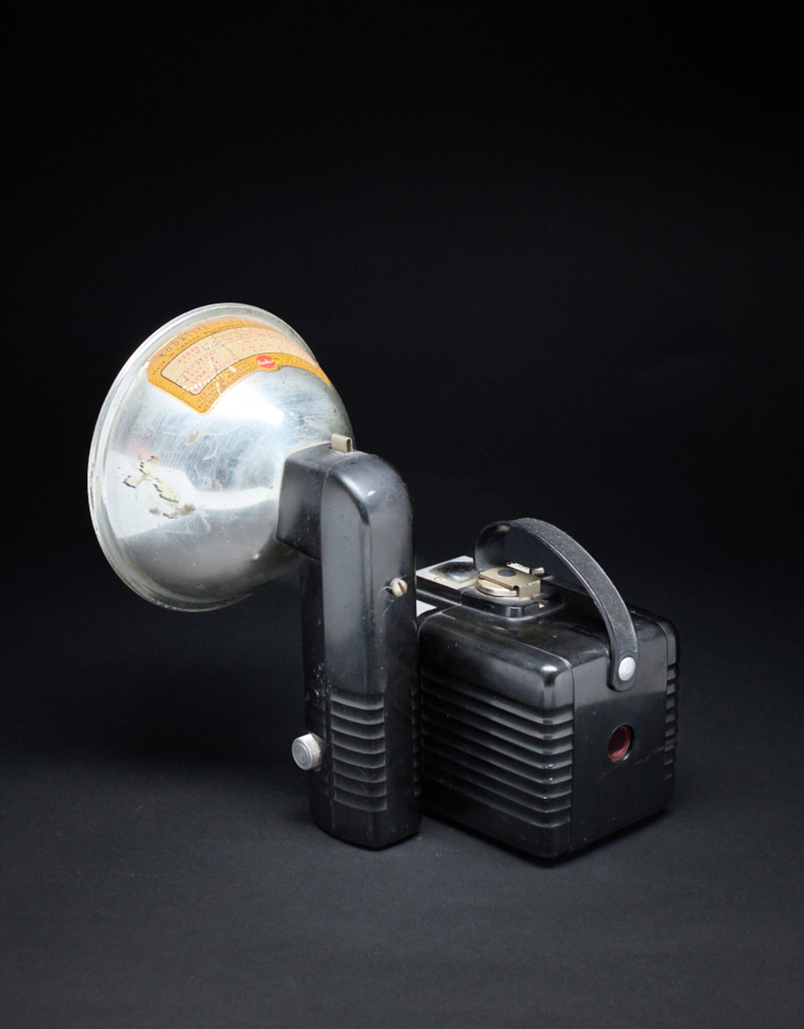 Vintage - Brownie Hawkeye Flash with Flash (No Bulbs) with Spool  *Untested