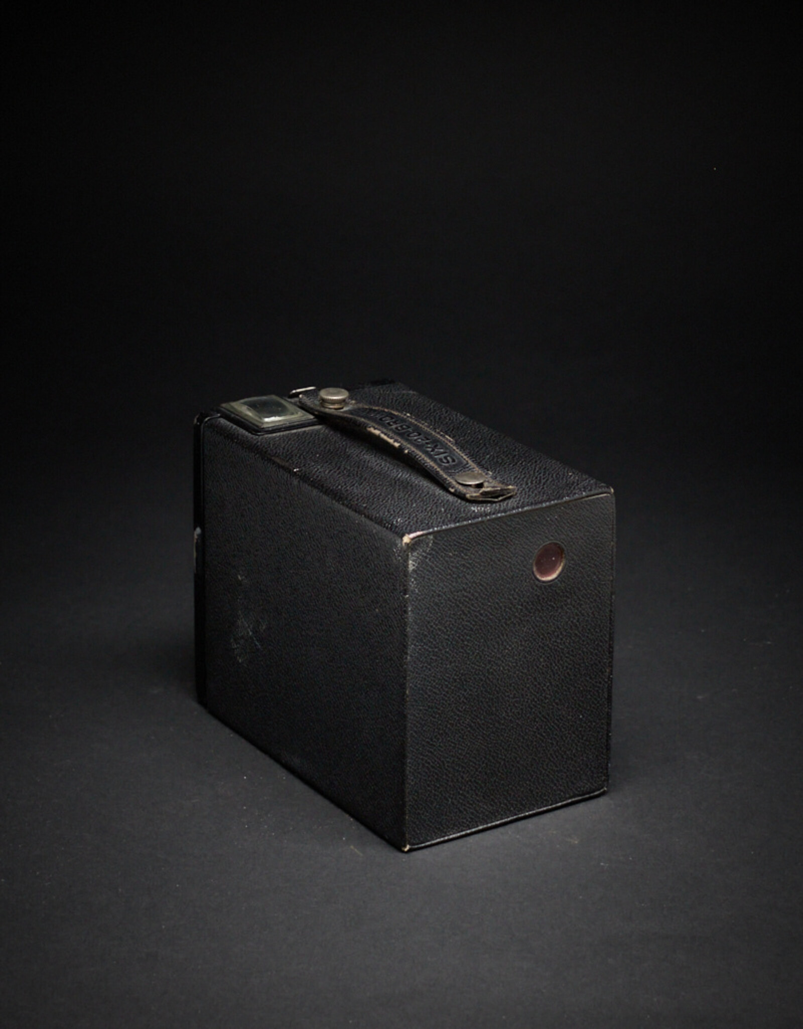 Vintage - Kodak Target Brownie Six-20 with Spool  *Untested