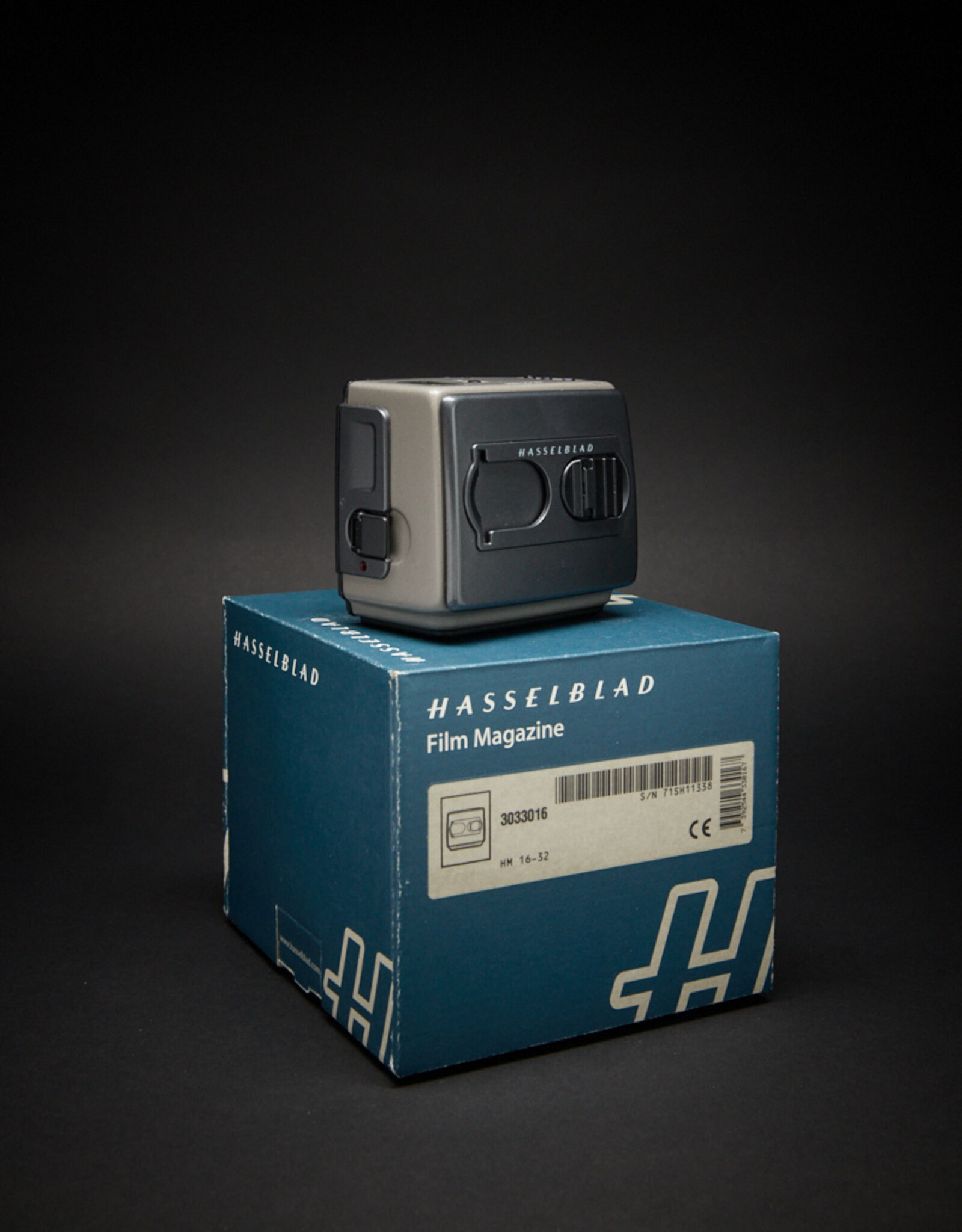Hasselblad USED - Hasselblad HM 16-32 Film Back Condition 8