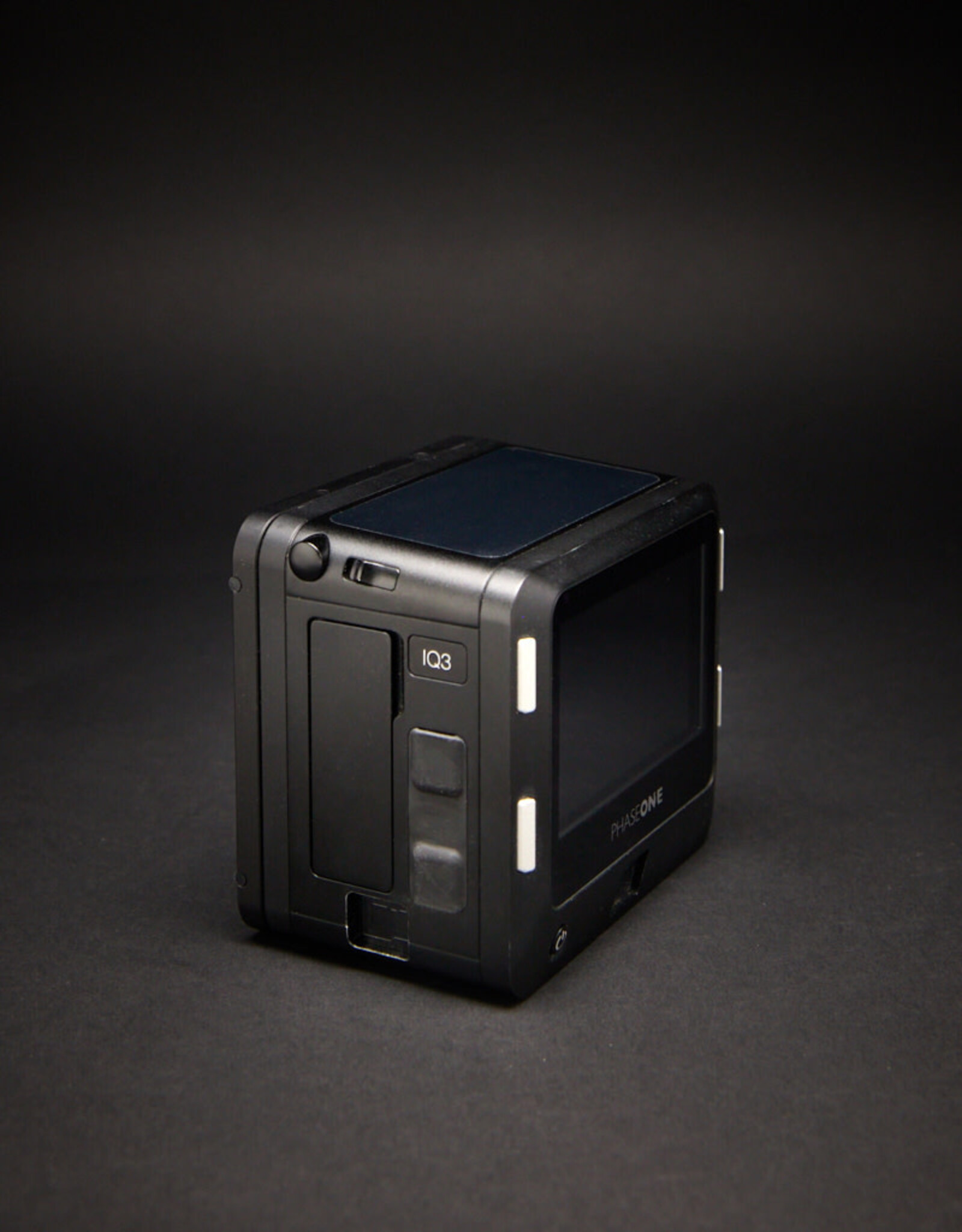 Phase One USED - Phase One IQ3 100 Digital Back Condition 8.5