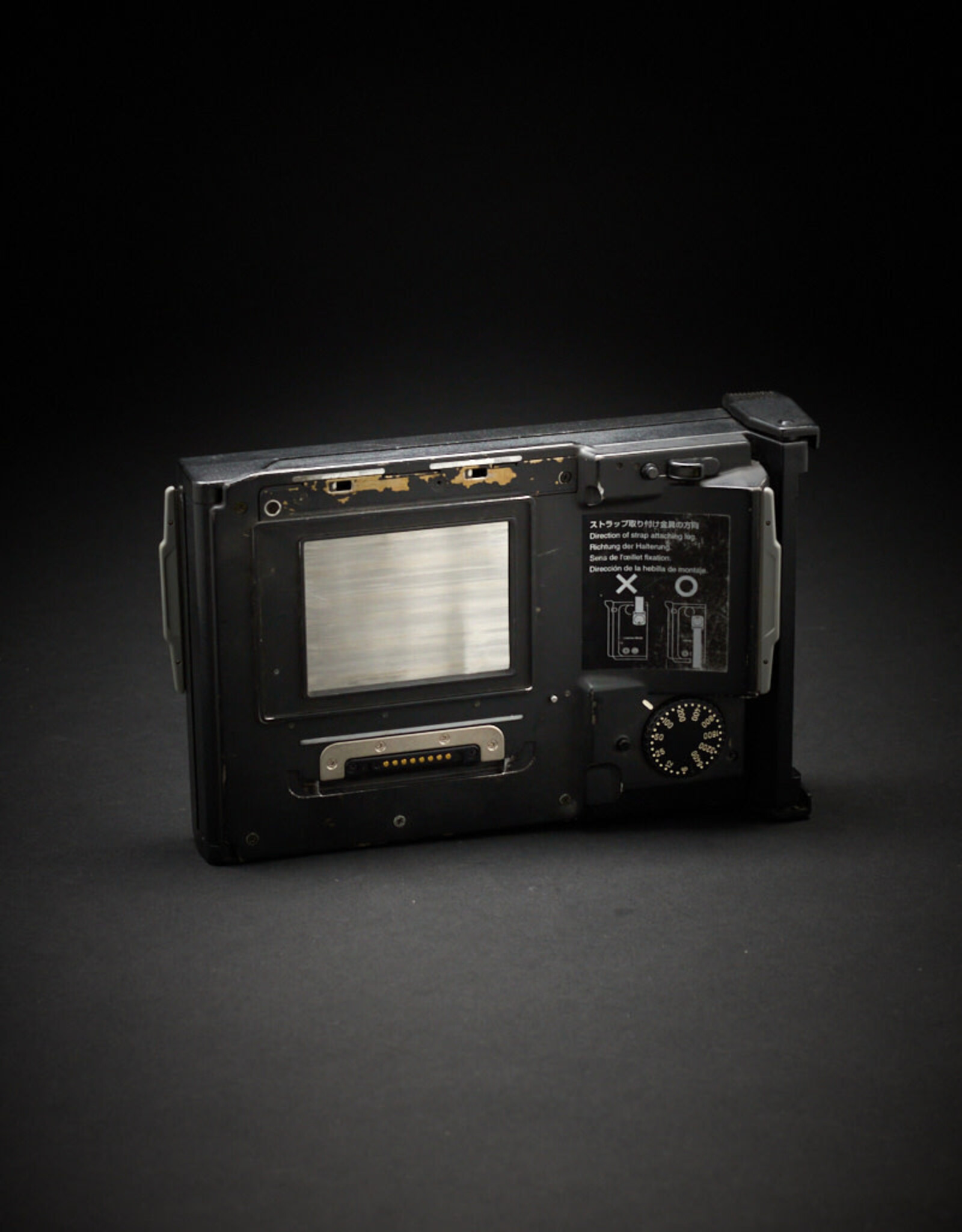 USED - Contax 645 Kit with 35 & 80mm Lenses and Film Back. Condition 7.5