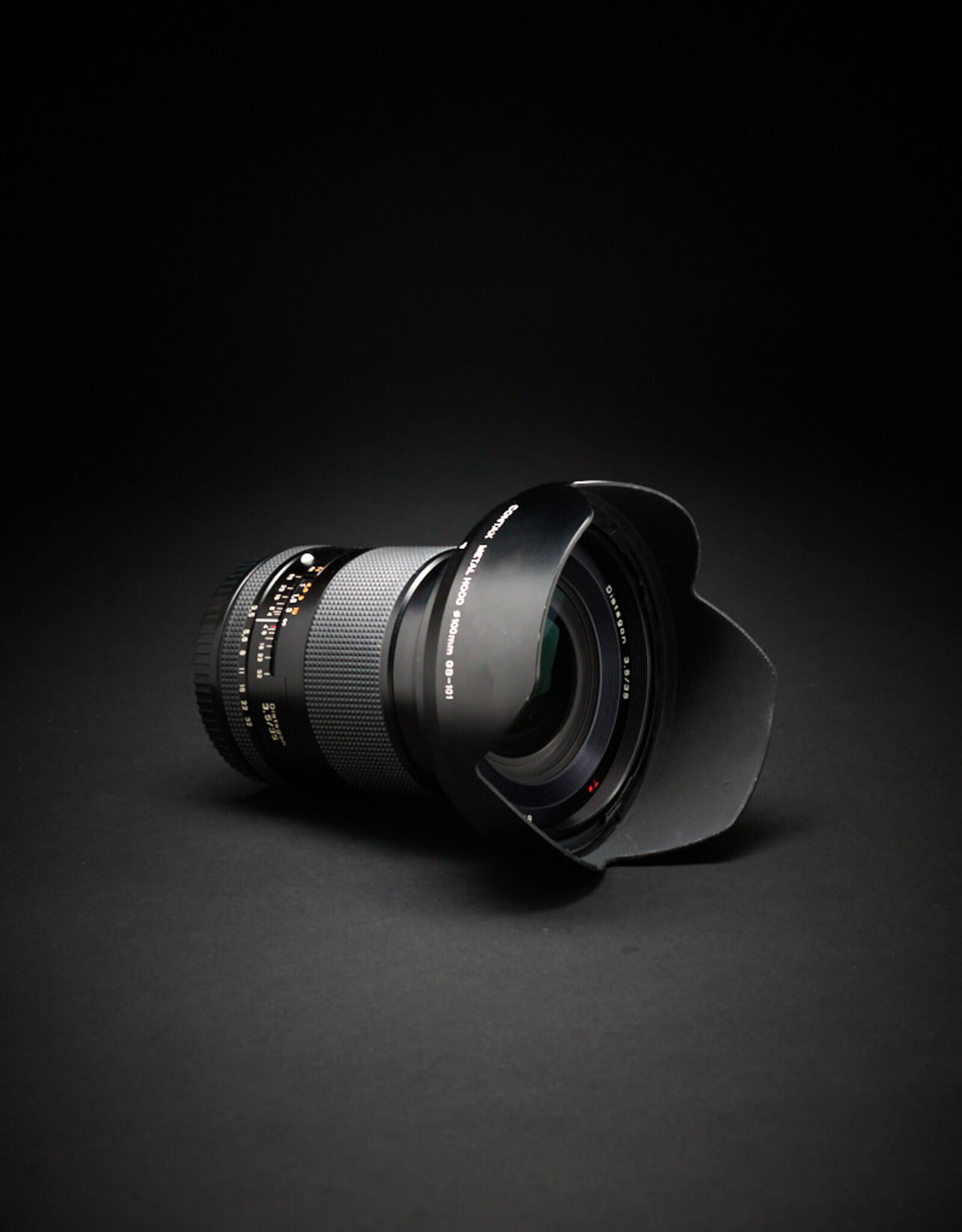 USED - Contax 645 Kit with 35 & 80mm Lenses and Film Back. Condition 7.5