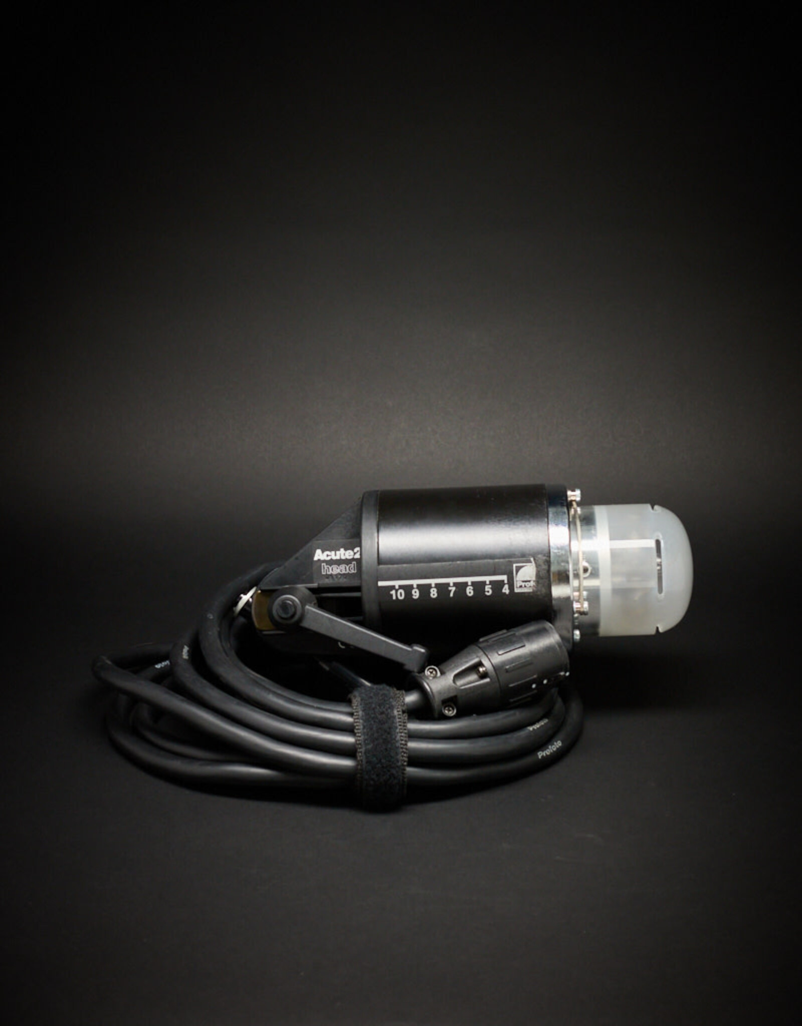 USED - Profoto D4/Acute Head  Condition 8