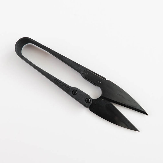 Kuroha Thread Snips Scissors (scissor 16) - Modern Domestic
