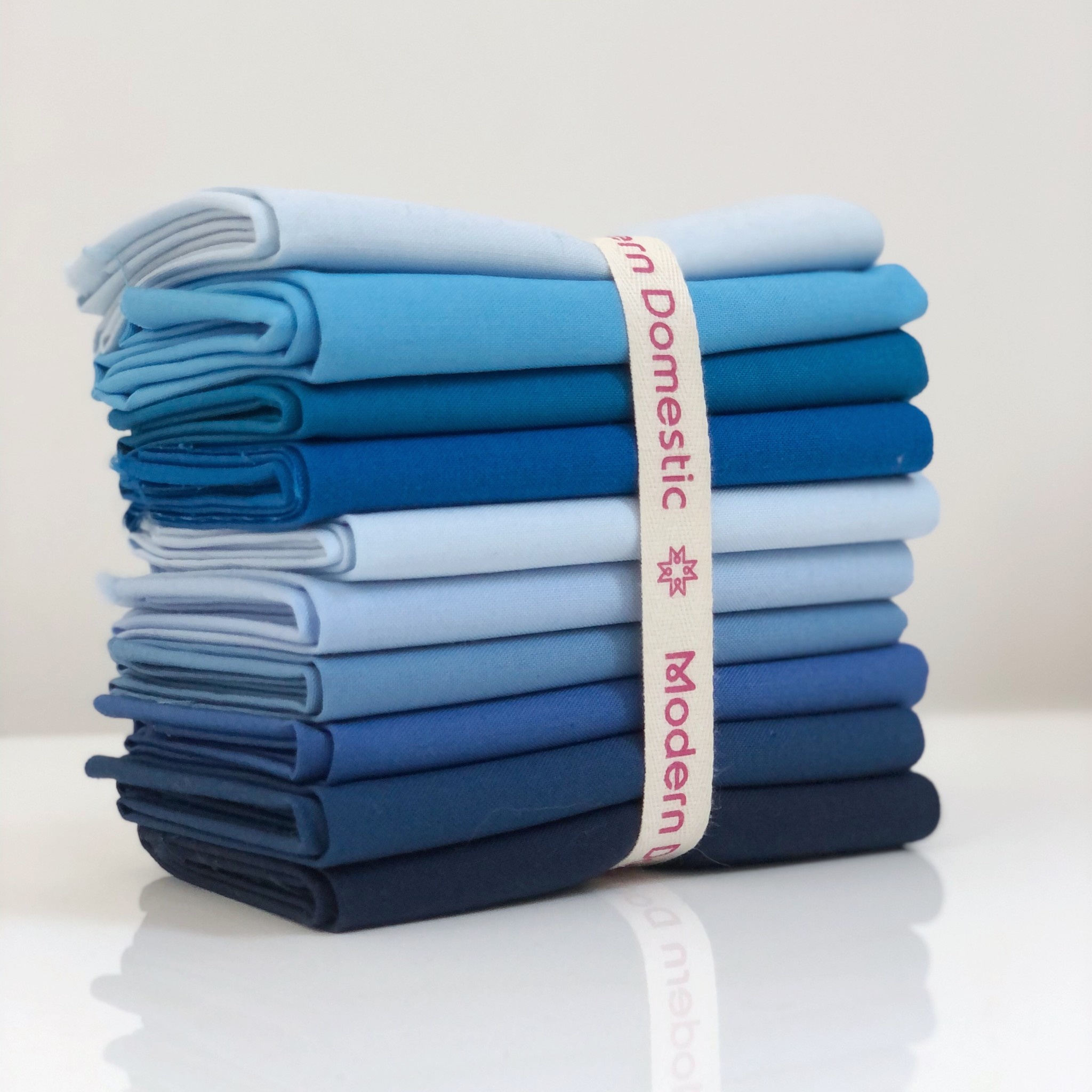 Robert Kaufman Kona Fat Quarter Bundle: Blues 10pc